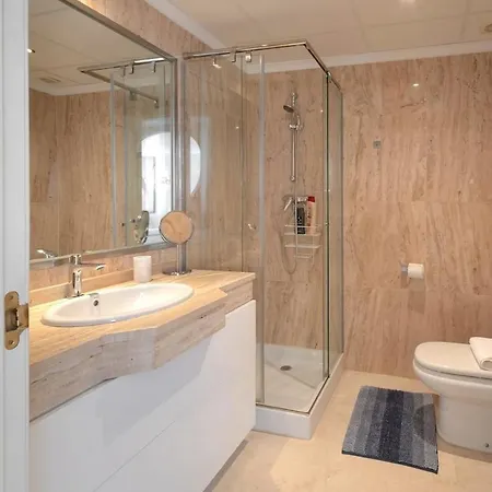 アパート Lovely 2 Bed In Santa Maria Village Rdr564 マルベーリャ